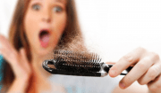 مهم ترین عوامل ریزش مو در میان افراد جوان
