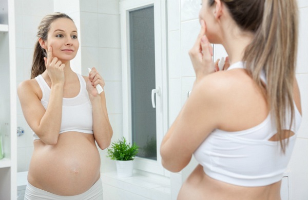 آرایش کردن در بارداری