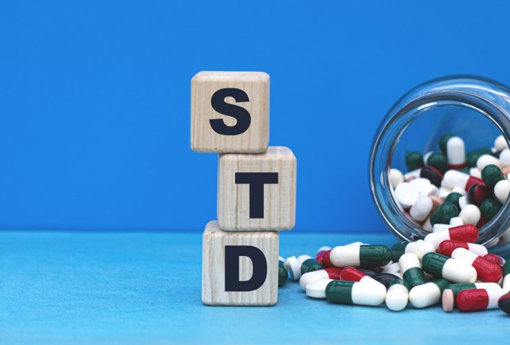 بیماری های مقاربتی یا STD یا STI