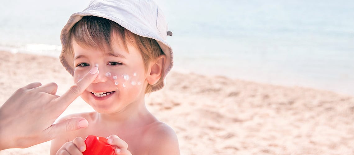  ضد آفتاب کودک مناسب فصل گرما
